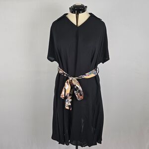 Bloomchic Dress Women's L Knee Short Dolman Sleeve V-Neck Black Floral Belt NWT
